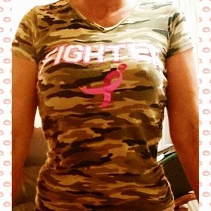 Cancer "Fighter" camo t-shirt and double bracelet